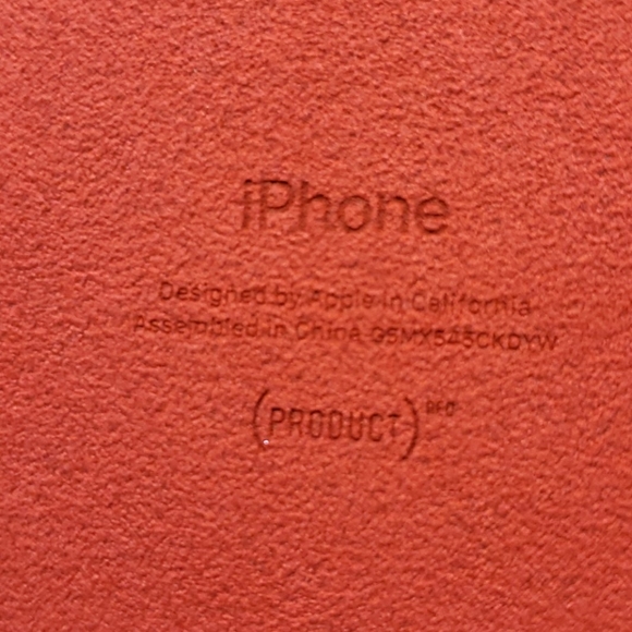 Red, apple cell phone case - Picture 3 of 4